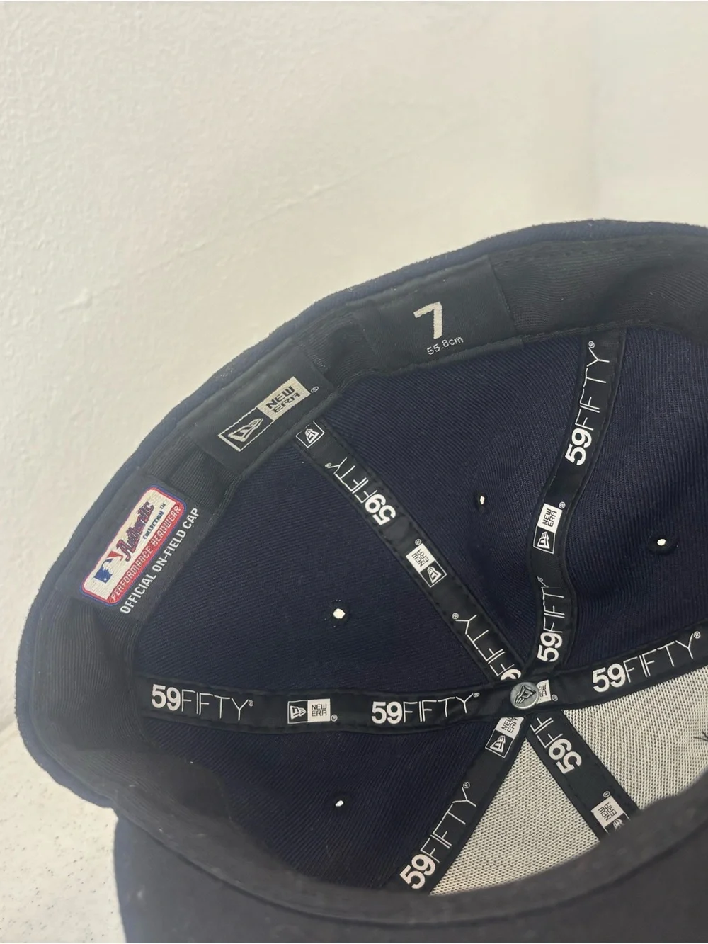 Official New York Yankees New Era Navy Blue Fitted Cap Size 7